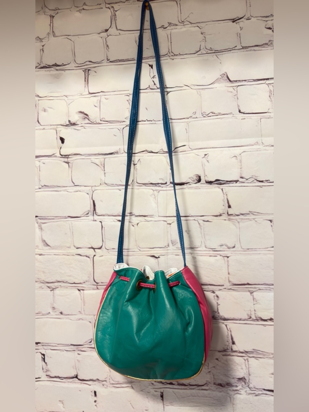VINTAGE RETRO COLORFUL LEATHER CINCH SHOULDER BAG 80’s 90’s Fun Funky - Picture 5 of 11